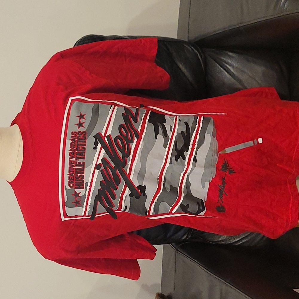 MISKEEN Originals Red XL men’s graphic Tshirt